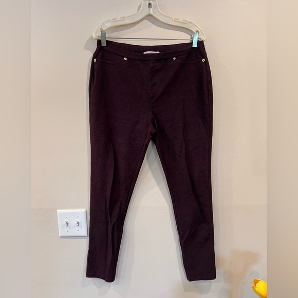 Michael Kors Pants - 🔥Michael Kors Burgundy Pants🔥